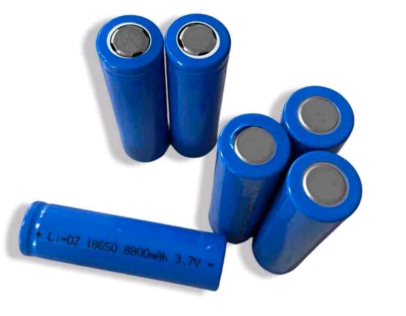 3.7v RAVNA PUNJIVA BATERIJA ZA AKU BUSILICU SPAJANJE