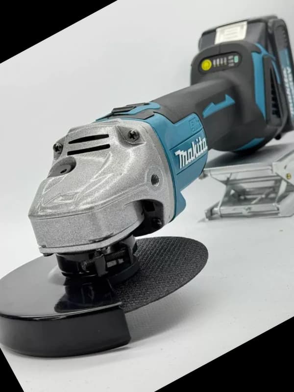 Makita aku set 2u1 brusilica + udarna bušilica sa metalnom glavom 2