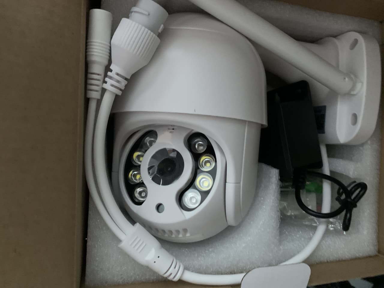 Icsee kamera - 8 mpx IP Wi FI PTZ sigurnosna kamera A8  3